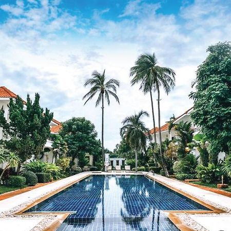 Villa The Gardens à Bang Rak Beach  Extérieur photo