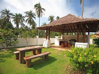Villa The Gardens à Bang Rak Beach  Extérieur photo